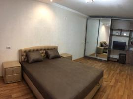 Apartment Shevchenka 154，位于尼科波尔的酒店