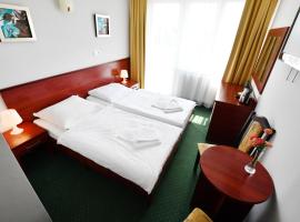 ALKA Sun Resort，位于尤斯托尼莫斯基的酒店