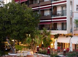 王子酒店，位于圣雷莫的海滩酒店