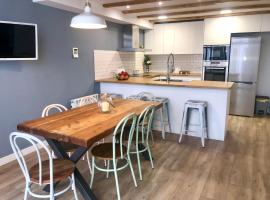 Vilamarlux III，位于滨海比拉萨尔的酒店