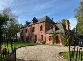 Stunning 5 bedroom French Manor house, Normandy，位于Beaunay的度假屋