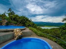 Lake Arenal Condos，位于Naranjos Agrios的酒店