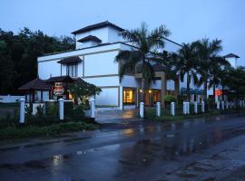 Hotel CLOUD 9，位于Kotamangalam的酒店