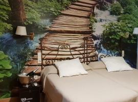 Hotel Iris La Eliana，位于莱利亚纳的酒店