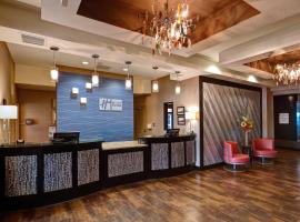 西北梅兹假日酒店，位于Maize的酒店