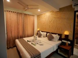 Kallelys Park Inn, Chalakudy ,Thrissur，位于Kizhake Chālakudi的酒店