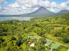 Essence Arenal Spa & Yoga，位于埃尔卡斯蒂约的酒店