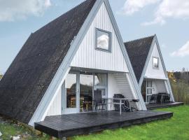 3 Bedroom Lovely Home In Knebel，位于克内贝尔的酒店