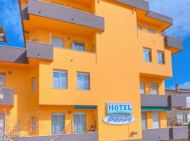 拉露奥塔迪帕沃尼酒店，位于奥西莫的酒店