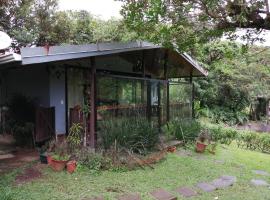 Suite y Loft Casa Toría，位于San Isidro的住宿加早餐旅馆