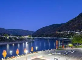 Crown Columbia Hotel; BW Premier Collection