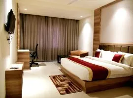 Hotel Crystal Grand