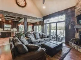 Chalets Resort Luxury Lakefront Villa Amazing View 2 Pools Free Amenities Dock