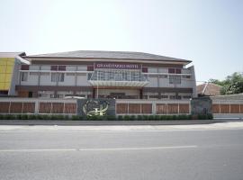 Capital O 1974 Grand Parigi Hotel，位于庞岸达兰的酒店