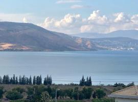 Me & U My Zimmer In The Kinneret，位于Tel Kazir的乡间豪华旅馆