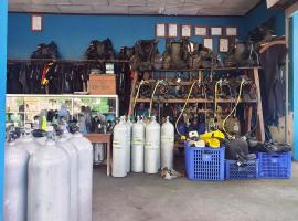 Aqua Dive Paradise，位于图兰奔的酒店