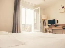 法国之地 - 坎佩尔布列塔尼公寓式酒店 