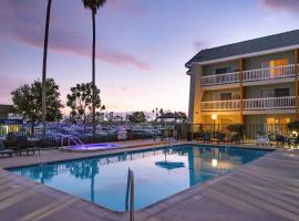 Dana Point Marina Inn，位于丹纳岬的酒店