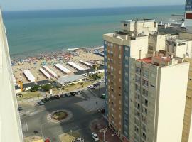 DEPARTAMENTO PLAYA MIRAMAR，位于米拉玛的公寓