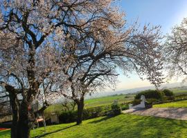 Ruitersvlei Restaurant and Guest Rooms，位于Suider-Paarl的酒店
