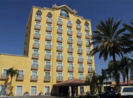 波萨达德尔里奥贝斯特韦斯特快捷酒店，位于托雷翁克罗娜球场附近的酒店