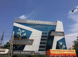 Hotel Bharat，位于科塔的带停车场的酒店