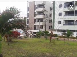 Residencial Kerygma Apto beira mar Intermares roupas de cama e AR CONDICIONADO COBRADO À PARTE，位于卡贝德卢的酒店