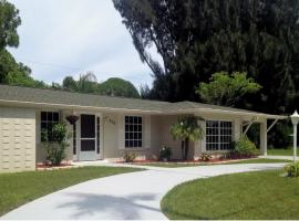 Vacation Home on Alligator Drive，位于威尼斯的酒店