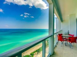 Gorgeous Oceanfront Penthouse with gym, bars, beach access and free parking!，位于迈阿密海滩的酒店