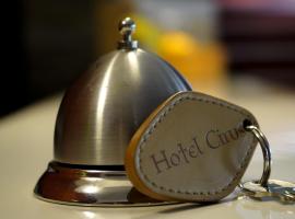 Hotel Cirus，位于普雷代亚尔的酒店
