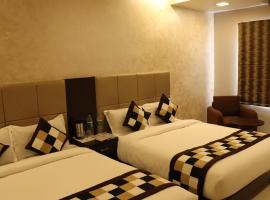 Mangal Grand Hotel，位于Beāwar的酒店