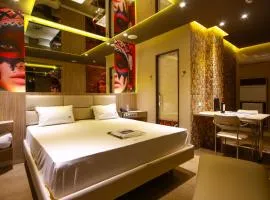 莫泰高尔夫情趣酒店（仅限成人）