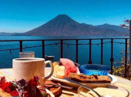 The Paradise of Atitlán Suites apartamento completo，位于帕纳哈切尔的酒店