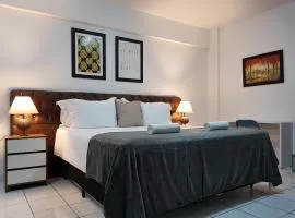 B & A Suites Inn Hotel - Quarto Luxo Âmbar