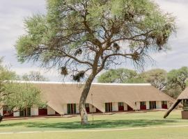 Okahandja Country Hotel，位于奥卡汉贾信号山（1584米）附近的酒店