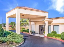 Quality Inn Suwanee I-85