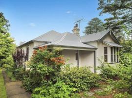 Mintie Cottage on Leura Mall，位于卢拉的酒店