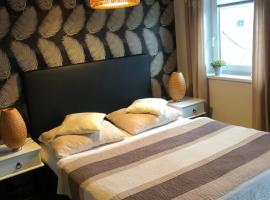 DŮM POD RADNIC&Iacute; pokoje，位于然贝尔克的浪漫度假酒店