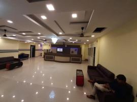 Hindustan Lodge，位于Puttūr的酒店