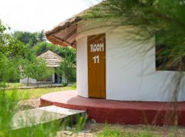 Tamba Kuruba Eco-lodge，位于Folonko的度假村
