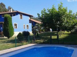 Apartamentos y Habitaciones Casa Bego，位于Valdredo的酒店