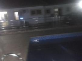 PH Suites and Resort，位于Benin City的酒店