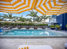 卡塔利娜酒店与海滩俱乐部，位于迈阿密海滩南海滩的酒店