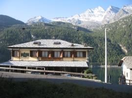 Hotel Trelevanne，位于切雷索莱雷阿莱的酒店