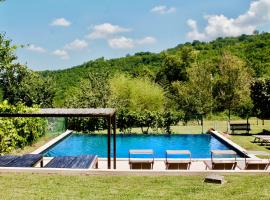 Tuttaterra，位于Serra San Quirico的酒店