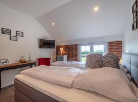 INSEL-LAND-HOTEL MICHAELSEN -Boutique Hotel- im Ostland mit Yoga u Sauna，位于博尔库姆的酒店