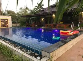 Rock Garden E28 Pool villa