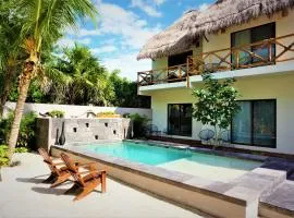 Hotel Boutique La Puerta Azul Beachfront - Adults Only