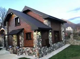 Stone Lodge 2