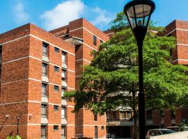 Longonot Place Serviced Apartment-Nairobi, City Centre CBD，位于内罗毕University of Nairobi附近的酒店